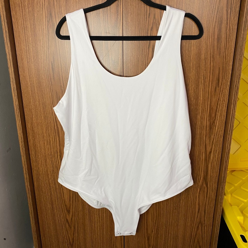 Time and Tru Bodysuit Women 3XL 22 White Sleeveless Snap Closure